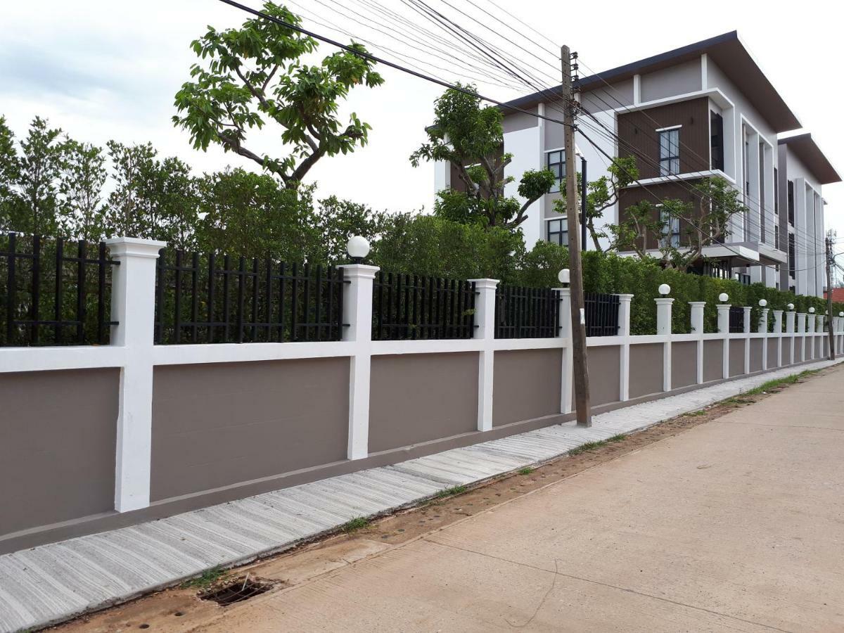Aparthotel Baan Lita Phimai Exteriér fotografie